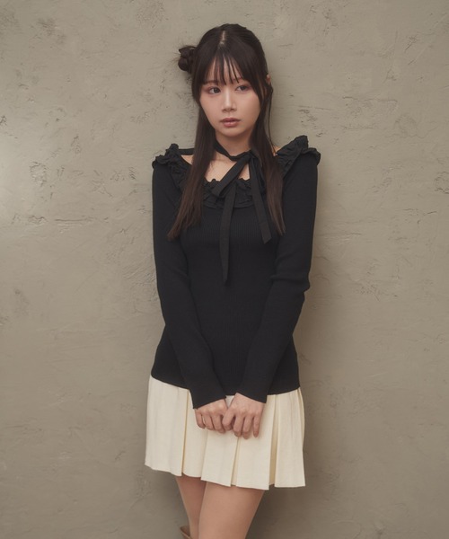 M DOLLY(エムドリー)の「pleats knit amabile skirt/プリーツニットアマービレスカート(スカート・レディース・アイボリー/グレイッシュベージュ/グレー・FREE)」の7枚目の写真