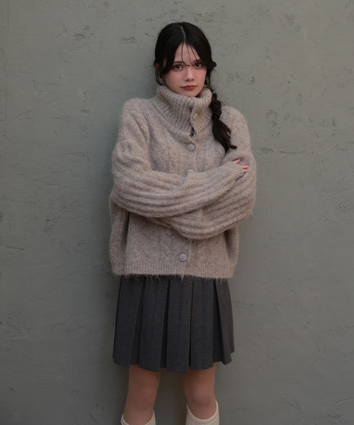 M DOLLY(エムドリー)の「pleats knit amabile skirt/プリーツニットアマービレスカート(スカート・レディース・アイボリー/グレイッシュベージュ/グレー・FREE)」の10枚目の写真