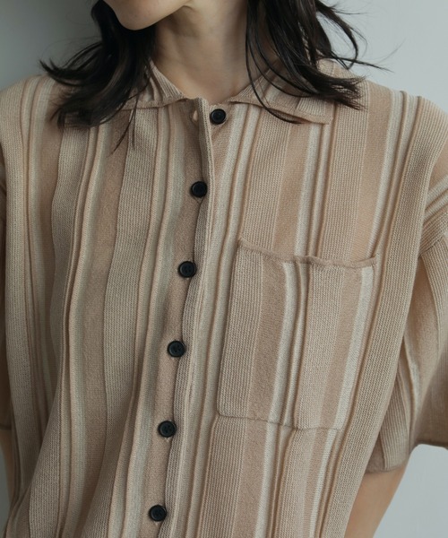anuke(アンヌーク)の「Stripe Knit Shirts(シャツ/ブラウス・レディース・ベージュ/ブラック・FREE)」の5枚目の写真