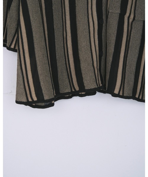 anuke(アンヌーク)の「Stripe Knit Shirts(シャツ/ブラウス・レディース・ベージュ/ブラック・FREE)」の10枚目の写真