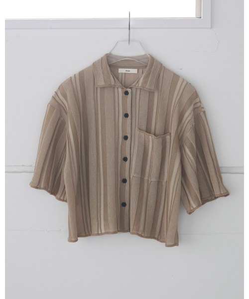 anuke(アンヌーク)の「Stripe Knit Shirts(シャツ/ブラウス・レディース・ベージュ/ブラック・FREE)」の13枚目の写真