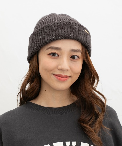 Honeys(ハニーズ)の「プレート付ニット帽(ニットキャップ/ビーニー・レディース・ブラウン/レッド/アイボリー/ブラック/ブラック系その他・FREE)」の14枚目の写真