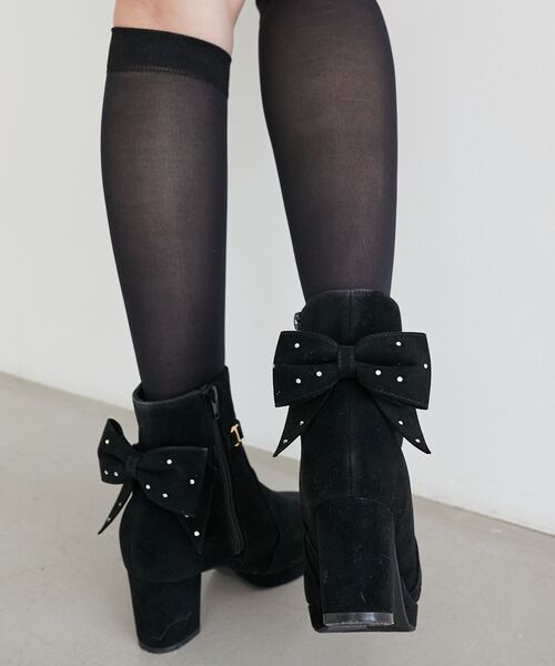 MAJESTIC LEGON（マジェスティックレゴン）の「3WAYビジューリボンブーツ（ブーツ・レディース・グレイッシュベージュ/ブラック/ブラック系その他/ホワイト系その他2/ホワイト系その他3・SMALL/MEDIUM/LARGE/X-LARGE）」の14枚目の写真