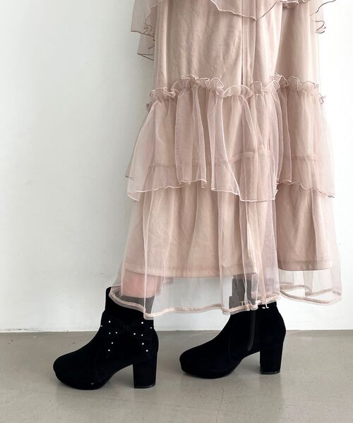 MAJESTIC LEGON（マジェスティックレゴン）の「3WAYビジューリボンブーツ（ブーツ・レディース・グレイッシュベージュ/ブラック/ブラック系その他/ホワイト系その他2/ホワイト系その他3・SMALL/MEDIUM/LARGE/X-LARGE）」の18枚目の写真