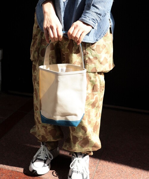 TEMBEA（テンベア）の「【別注】TEMBEA / BAGUETTE TOTE MINI（トートバッグ・レディース・ベージュ/ナチュラル・ONE SIZE）」の5枚目の写真