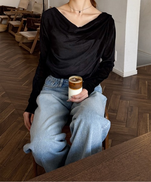 LE MORE(リモア)の「ドレープデザインベロアトップス(Tシャツ/カットソー・レディース・ブラウン/グレー/ブラック・FREE)」の14枚目の写真