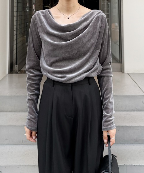 LE MORE(リモア)の「ドレープデザインベロアトップス(Tシャツ/カットソー・レディース・ブラウン/グレー/ブラック・FREE)」の9枚目の写真