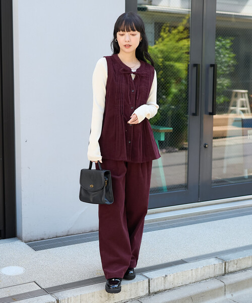 FREAK'S STORE(フリークスストア)の「コーデュロイ タックパンツ<セットアップ対応>(スラックス・レディース・ナチュラル/ネイビー/ワインレッド・MEDIUM/SMALL)」の19枚目の写真