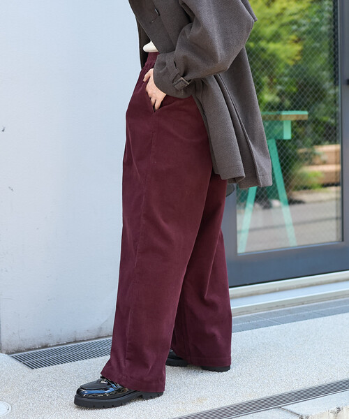FREAK'S STORE(フリークスストア)の「コーデュロイ タックパンツ<セットアップ対応>(スラックス・レディース・ナチュラル/ネイビー/ワインレッド・MEDIUM/SMALL)」の15枚目の写真