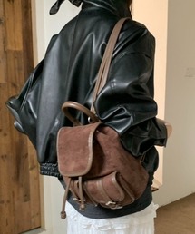 deux amour（ドゥーザムール）の「スエードタッチダブルポケットナップサック（バックパック/リュック）」