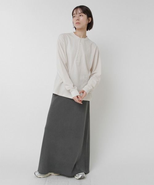 RNA-N(アールエヌエーエヌ)の「M2537 ゆる天竺ヘンリー(Tシャツ/カットソー・レディース・キナリ/スミクロ/オフホワイト・FREE)」の13枚目の写真