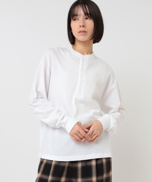 RNA-N(アールエヌエーエヌ)の「M2537 ゆる天竺ヘンリー(Tシャツ/カットソー・レディース・キナリ/スミクロ/オフホワイト・FREE)」の19枚目の写真