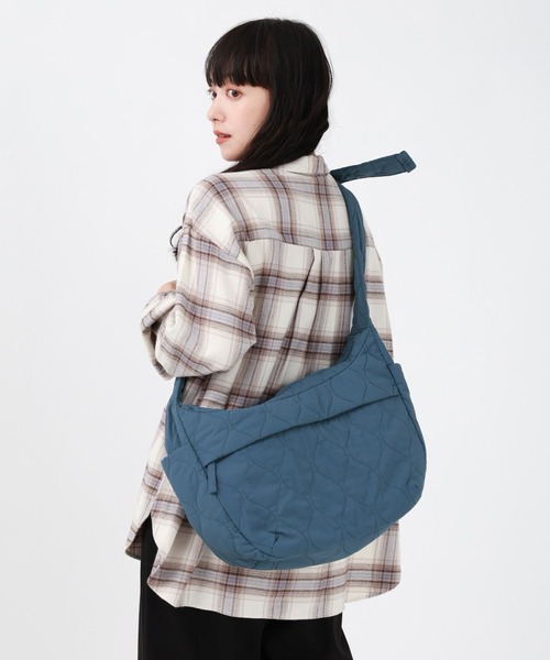 GLOBAL WORK（グローバルワーク）の「キルティングショルダー/598428（ショルダーバッグ・メンズ・ダークブラウン/チャコールグレー/ブルー/ブラック・FREE）」の6枚目の写真