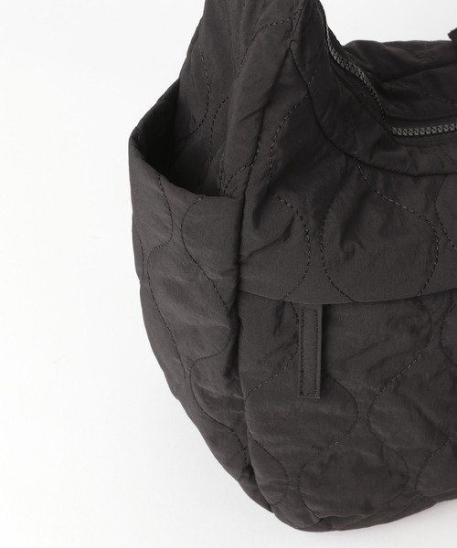 GLOBAL WORK（グローバルワーク）の「キルティングショルダー/598428（ショルダーバッグ・メンズ・ダークブラウン/チャコールグレー/ブルー/ブラック・FREE）」の11枚目の写真