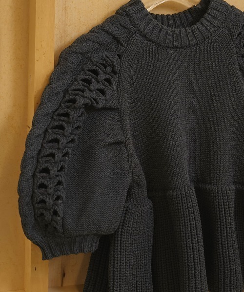 TODAYFUL(トゥデイフル)の「Puffsleeve Knit Tops(ニット/セーター・レディース・アイボリー/チャコールグレー・FREE)」の7枚目の写真
