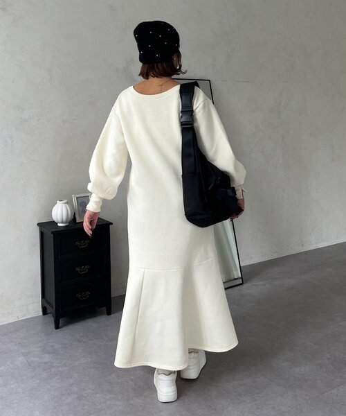 prose verse(プロズヴェール)の「【SAPON】ボートネック裏起毛スウェットワンピース(ワンピース・レディース・ブラック/アイボリー/グレー・MEDIUM/PL/PM/LARGE)」の11枚目の写真