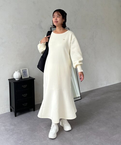 prose verse(プロズヴェール)の「【SAPON】ボートネック裏起毛スウェットワンピース(ワンピース・レディース・ブラック/アイボリー/グレー・MEDIUM/PL/PM/LARGE)」の12枚目の写真