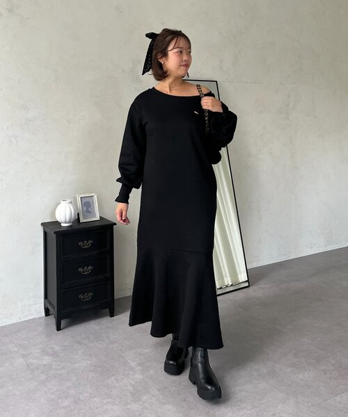 prose verse(プロズヴェール)の「【SAPON】ボートネック裏起毛スウェットワンピース(ワンピース・レディース・ブラック/アイボリー/グレー・MEDIUM/PL/PM/LARGE)」の18枚目の写真