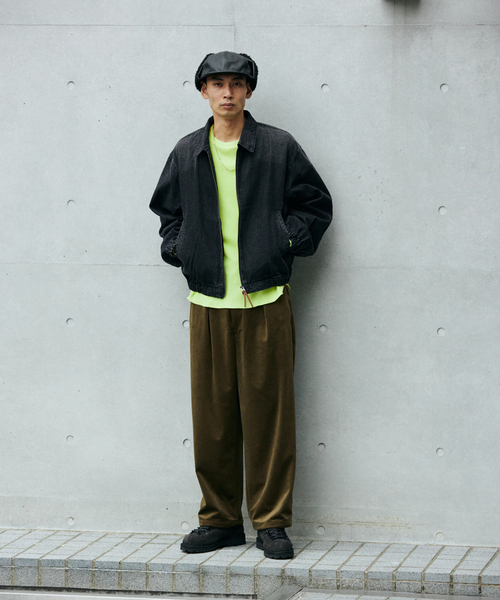 JOURNAL STANDARD（ジャーナルスタンダード）の「トリコット ベロア フェード オーバー パンツ（その他パンツ・メンズ・グレー/カーキ/ブラック系その他・SMALL/MEDIUM/LARGE）」の18枚目の写真