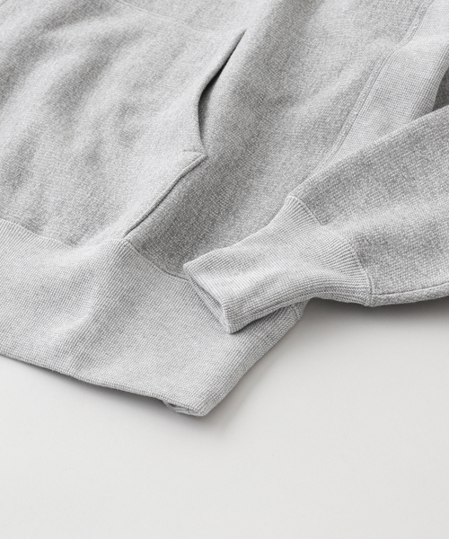 Champion(チャンピオン)の「CHAMPION / チャンピオン RW(R) HOODED SWEATSHIRT(パーカー・メンズ・グレー・MEDIUM)」の3枚目の写真