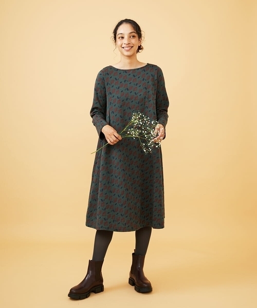Jocomomola(ホコモモラ)の「Cruce ジャカード リーフ×フラワー柄ワンピース(ワンピース・レディース・マスタード/グリーン・40)」の7枚目の写真