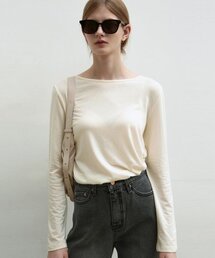 NICK&NICOLE（ニックアンドニコール）の「[ESSENTIAL] ESSENTIAL BOAT NECK TOP_LIGHT BEIGE（Tシャツ/カットソー）」