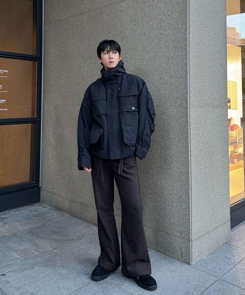 DNSR(ディーエヌエスアール)の「ベルテッドウールフレアスラックスブラウン(スラックス・メンズ・その他・LARGE/X-LARGE/SMALL/MEDIUM)」の3枚目の写真