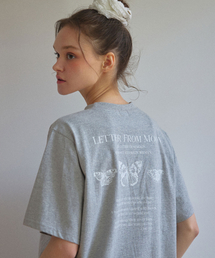 トリプルバタフライ刺繍オーバーサイズ半袖Tシャツ(メランジグレー)