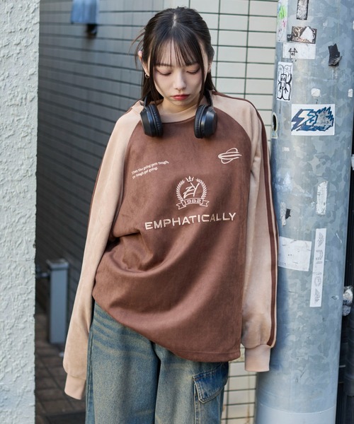 WEGO（ウィゴー）の「WEGO/【25年秋冬新作】フェイクスウェードゲームプルオーバー（スウェット・メンズ・チャコールグレー/ネイビー/アイボリー/ブラウン・MEDIUM/LARGE）」の13枚目の写真