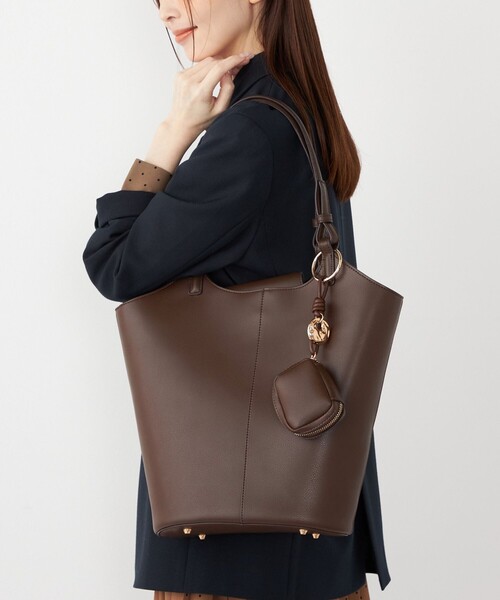 SHIPS Colors(シップス カラーズ)の「SHIPS Colors:バケット トート バッグ(ショルダーバッグ・レディース・ブラウン/ブラック・ONE SIZE)」の15枚目の写真