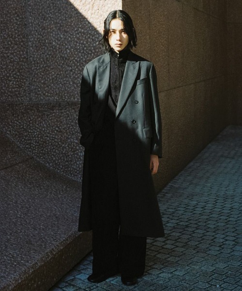 LIDNM（リドム）の「DOUBLE BREASTED CHESTER（チェスターコート・メンズ・ダークグレー・SMALL/MEDIUM/LARGE）」の6枚目の写真