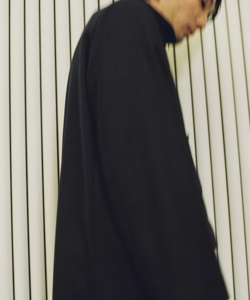 LIDNM（リドム）の「DOUBLE BREASTED CHESTER（チェスターコート・メンズ・ダークグレー・SMALL/MEDIUM/LARGE）」の13枚目の写真