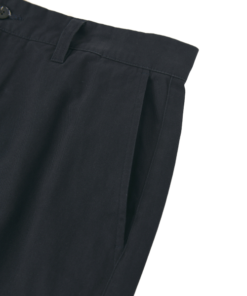 YALE（イェール）の「プレミアムヴィンテージコインポケットテーパードチノパンツ_ネイビー（その他パンツ・レディース・その他・MEDIUM/LARGE/X-LARGE/SMALL/XX-LARGE）」の6枚目の写真