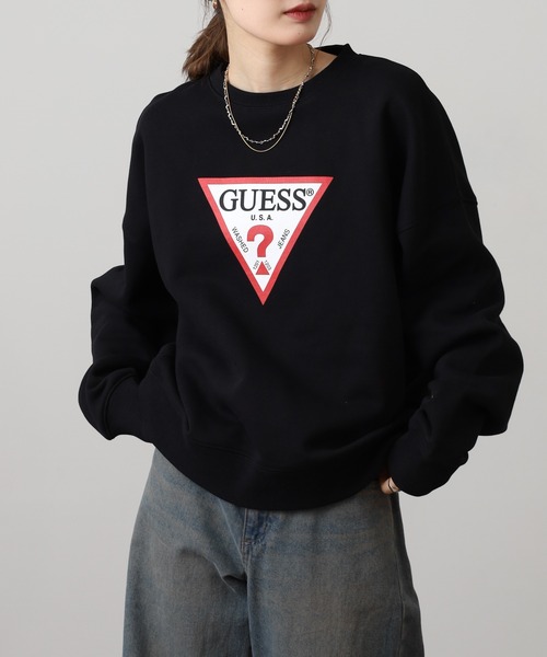 GUESS JEANS（ゲスジーンズ）の「GUESS JEANS アイコニック トライアングルクルーネックスウェット（スウェット・レディース・ブラック/レッド・XS/L/M/S）」の4枚目の写真