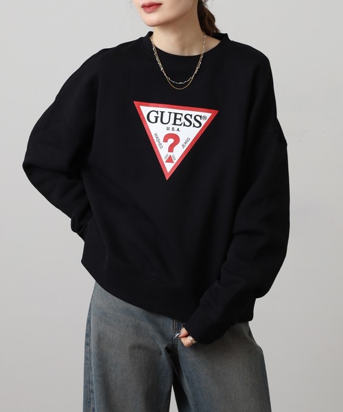 GUESS JEANS（ゲスジーンズ）の「GUESS JEANS アイコニック トライアングルクルーネックスウェット（スウェット・レディース・ブラック/レッド・XS/L/M/S）」の5枚目の写真