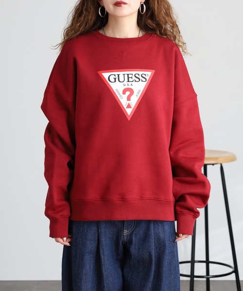 GUESS JEANS（ゲスジーンズ）の「GUESS JEANS アイコニック トライアングルクルーネックスウェット（スウェット・レディース・ブラック/レッド・XS/L/M/S）」の16枚目の写真