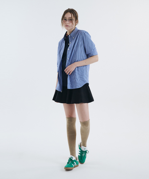 VOYONN(ボヨン)の「ボタンダウンスモールチェックシグネチャーフィットシャツブルー0114(シャツ/ブラウス・レディース・ブルー・LARGE/MEDIUM/SMALL)」の5枚目の写真
