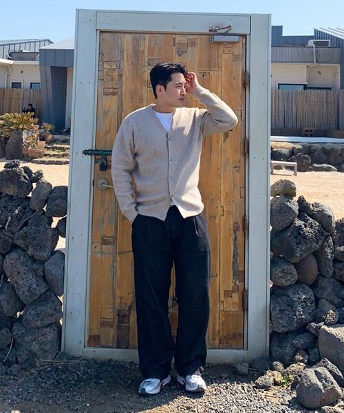 CHAMBROS（チャンブロス）の「ノンフェイドワイドデニムパンツ[オールブラック]（デニムパンツ・レディース・その他・SMALL/MEDIUM/LARGE/X-LARGE/XX-LARGE）」の2枚目の写真