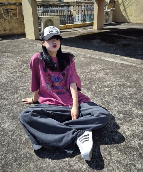MOZMOZ(モズモズ)の「セキネンピルクマ オーバーサイズ ピグメント 半袖Tシャツ ブルー(Tシャツ/カットソー・レディース・その他・M/XL/XXL)」の8枚目の写真