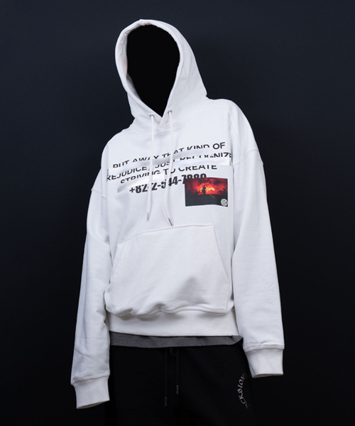 BLACK BLOND(ブラック ブロンド)の「ビビディヒドンフリーダムフードパーカー(ホワイト)(パーカー・レディース・その他・X-LARGE/MEDIUM/LARGE)」の1枚目の写真