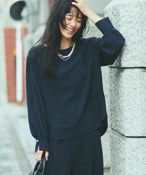 COMME CA ISM(コムサイズム)の「【宮城舞さん着用】【セットアップ対応】ポリエステルツイル パールボタンブラウス(シャツ/ブラウス・レディース・グレー/ネイビー/ホワイト・X-SMALL/SMALL/MEDIUM/LARGE/X-LARGE)」の1枚目の写真