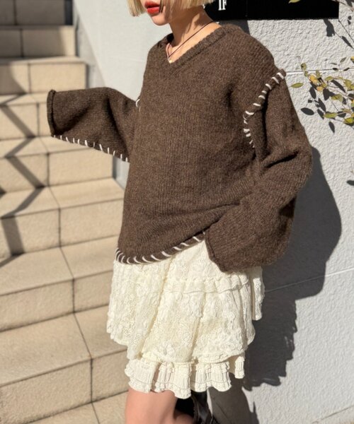 w closet(ダブルクローゼット)の「オーバーロックニット(ニット/セーター・レディース・アイボリー/ブラウン/ピンク・FREE)」の14枚目の写真