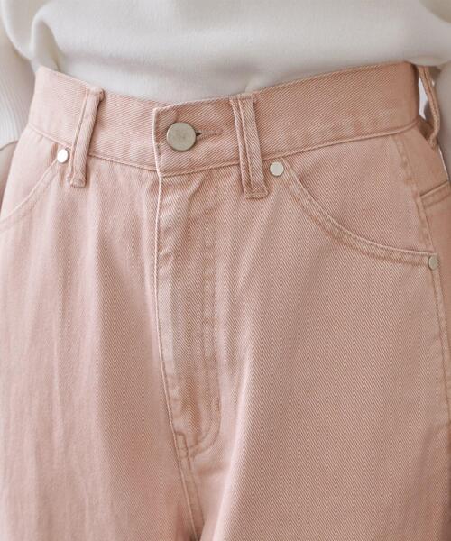 OPAQUE.CLIP（オペークドットクリップ）の「カーブシルエットカラーデニム【洗濯機OK】（デニムパンツ・レディース・ベージュ/ベビーピンク・40/38/42）」の7枚目の写真