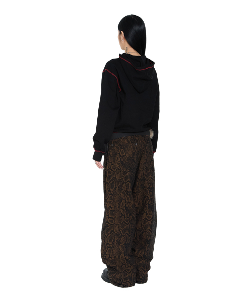 AAKAM(アーカム)の「Python Patterned Denim Pants (Brown)(デニムパンツ・レディース・その他・1/2)」の6枚目の写真