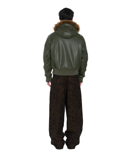 AAKAM(アーカム)の「Python Patterned Denim Pants (Brown)(デニムパンツ・レディース・その他・1/2)」の13枚目の写真