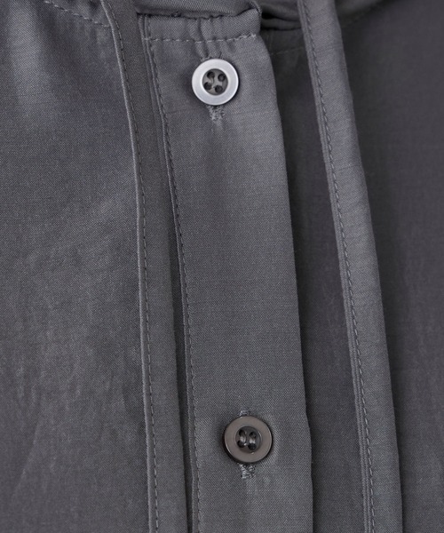 BONLECILL(ボンルシール)の「【UVカット率97%】ライトシアーギャザー 涼しげ オーバーフーディーシャツパーカー【纏うUVケア - ソルヴェール】(シャツ/ブラウス・レディース・ブラウン/ピンク/ネイビー系1/ベージュ/ブルー系1/ブラック/ライトブルー/オフホワイト/チャコールグレー/ライトイエロー・FREE)」の14枚目の写真