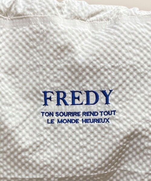 fredy emue（フレディエミュ）の「撥水サッカーサイドポケットトートバッグ（トートバッグ・レディース・ブラック/ベージュ/チャコールグレー/グレイッシュブルー/アイボリー・FREE）」の9枚目の写真