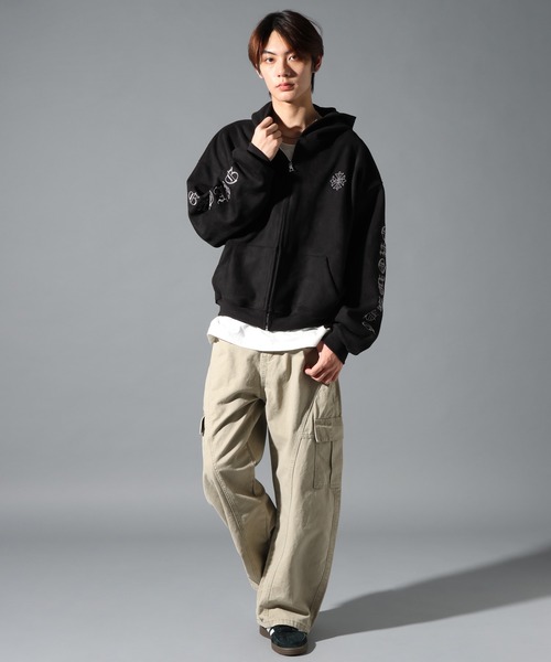 LAND MUSEUM(ランドミュージアム)の「LAND MUSEUM/ゴシックショートジップ(パーカー・メンズ・ブラック/グレー・LARGE/MEDIUM)」の3枚目の写真