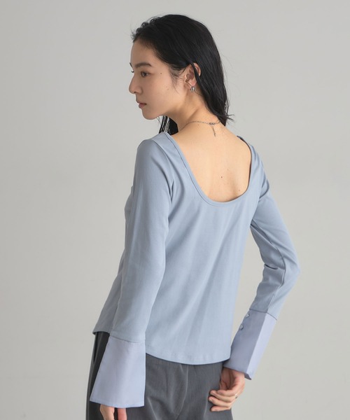 ARVELLIA(アルベリア)の「SPLIT CUFF TOPS(Tシャツ/カットソー・レディース・ブラック/サックスブルー・M)」の2枚目の写真