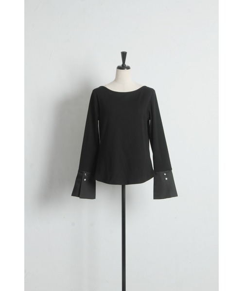 ARVELLIA(アルベリア)の「SPLIT CUFF TOPS(Tシャツ/カットソー・レディース・ブラック/サックスブルー・M)」の5枚目の写真